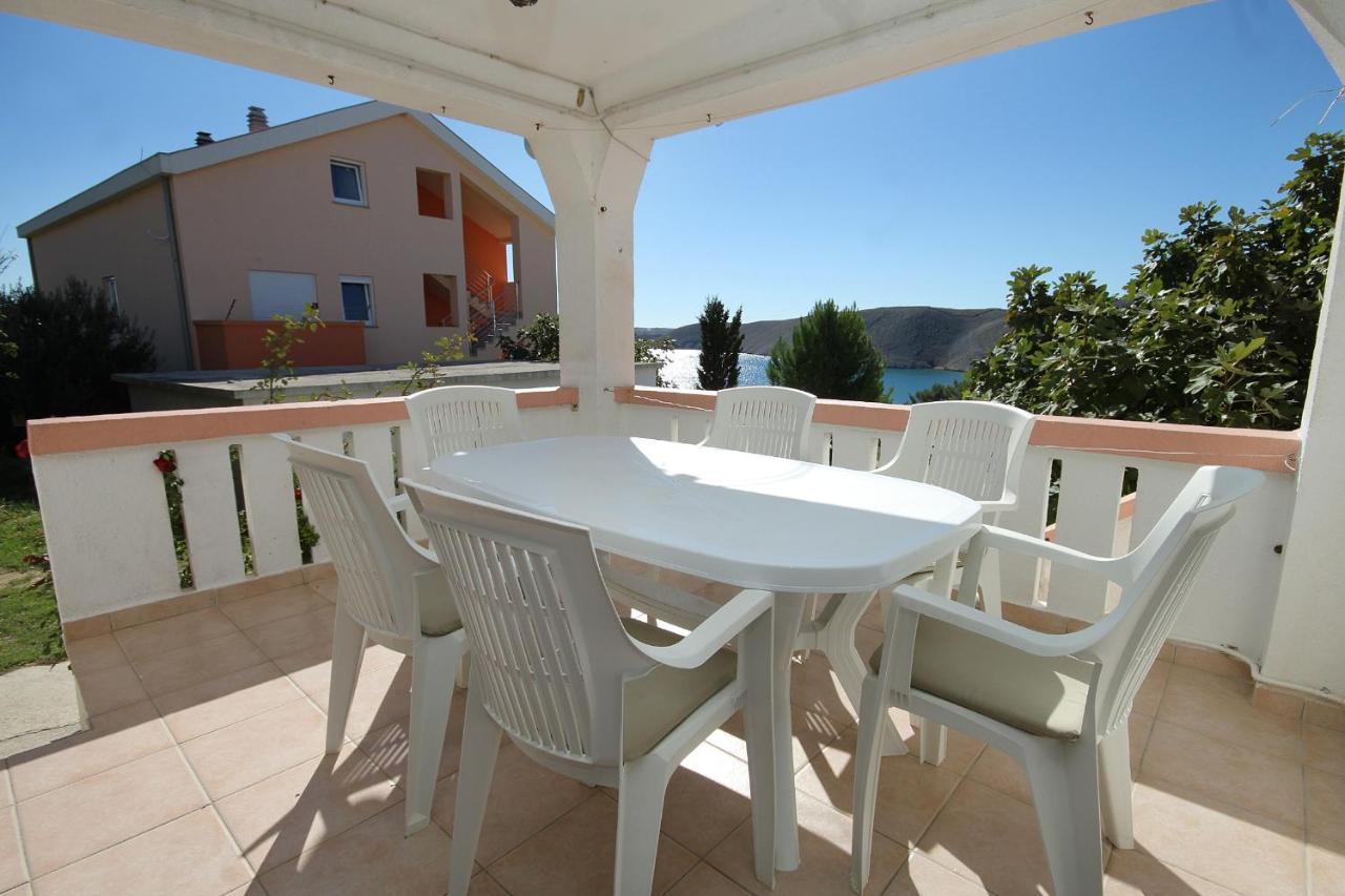 Family Friendly Seaside Apartments Vlasici, Pag - 4319 Экстерьер фото