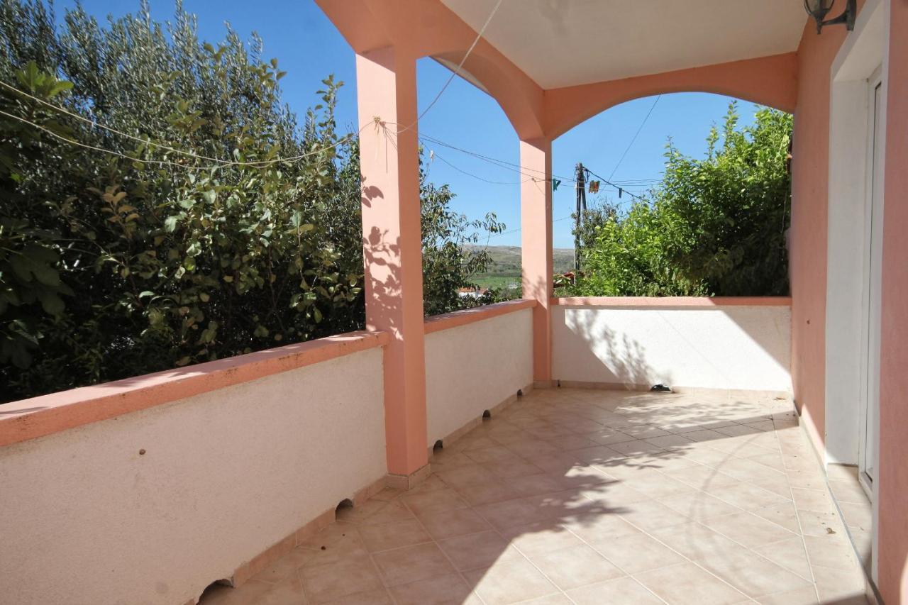 Family Friendly Seaside Apartments Vlasici, Pag - 4319 Экстерьер фото